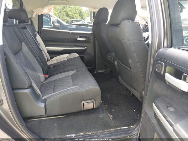 2017 TOYOTA TUNDRA SR5 5.7L V8