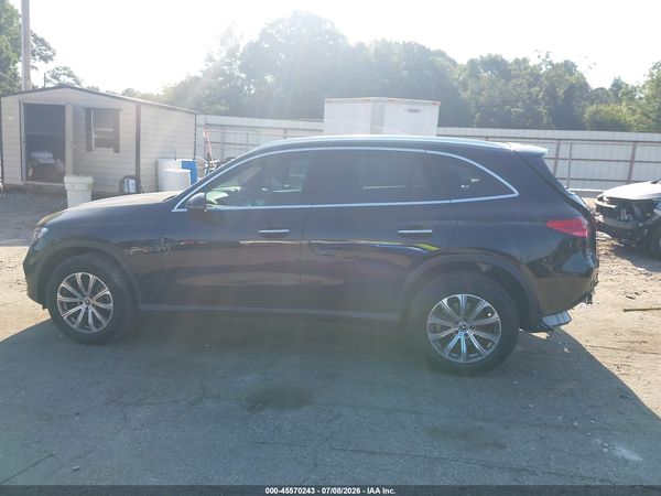 2026 MERCEDES-BENZ GLC 300 SUV
