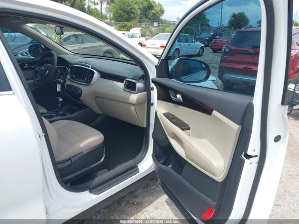 2019 KIA SORENTO 2.4L LX