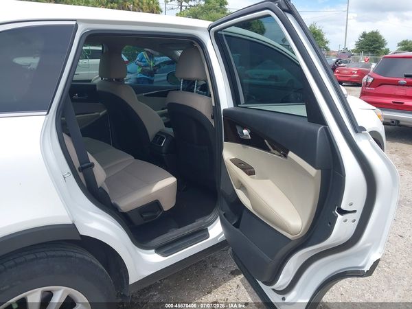 2019 KIA SORENTO 2.4L LX
