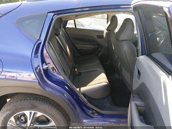 2026 SUBARU CROSSTREK PREMIUM — I8