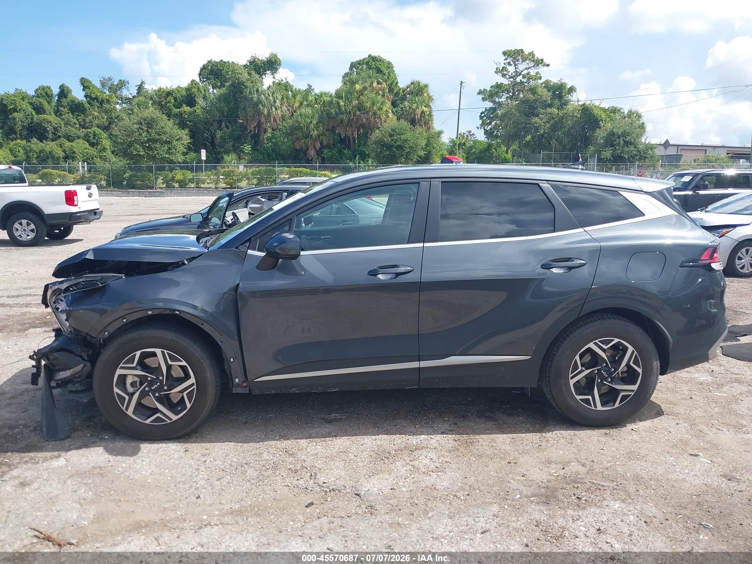 2023 KIA SPORTAGE LX
