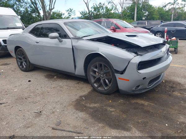 2022 DODGE CHALLENGER SXT