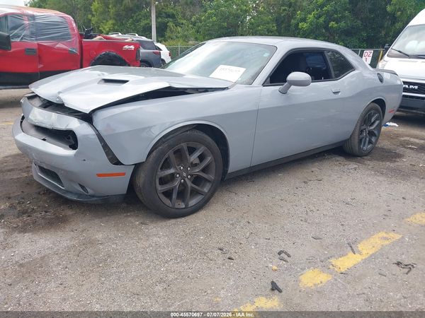 2022 DODGE CHALLENGER SXT