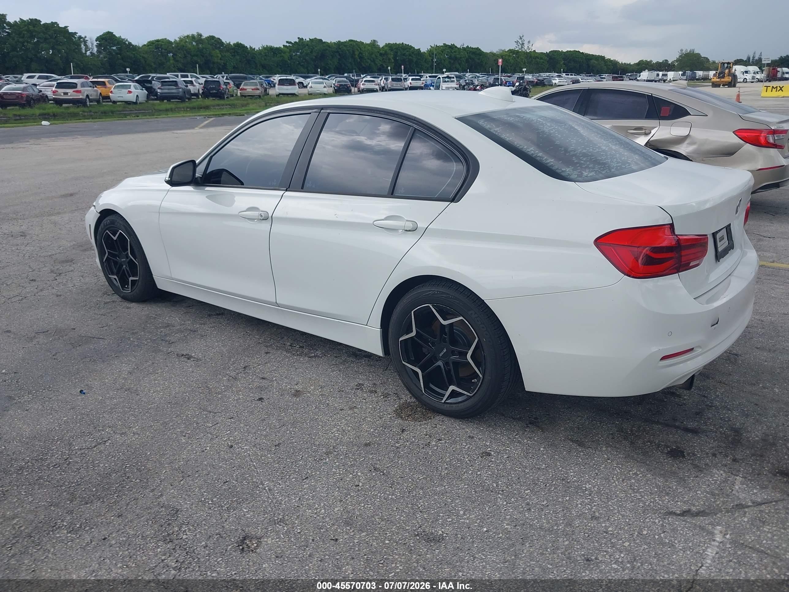 2016 BMW 320I SA
