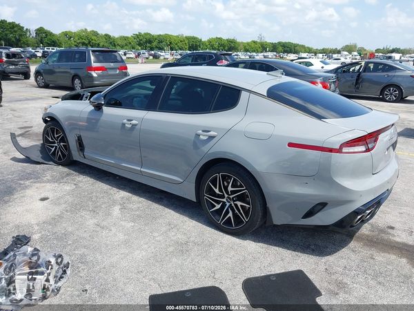 2022 KIA STINGER GT-LINE