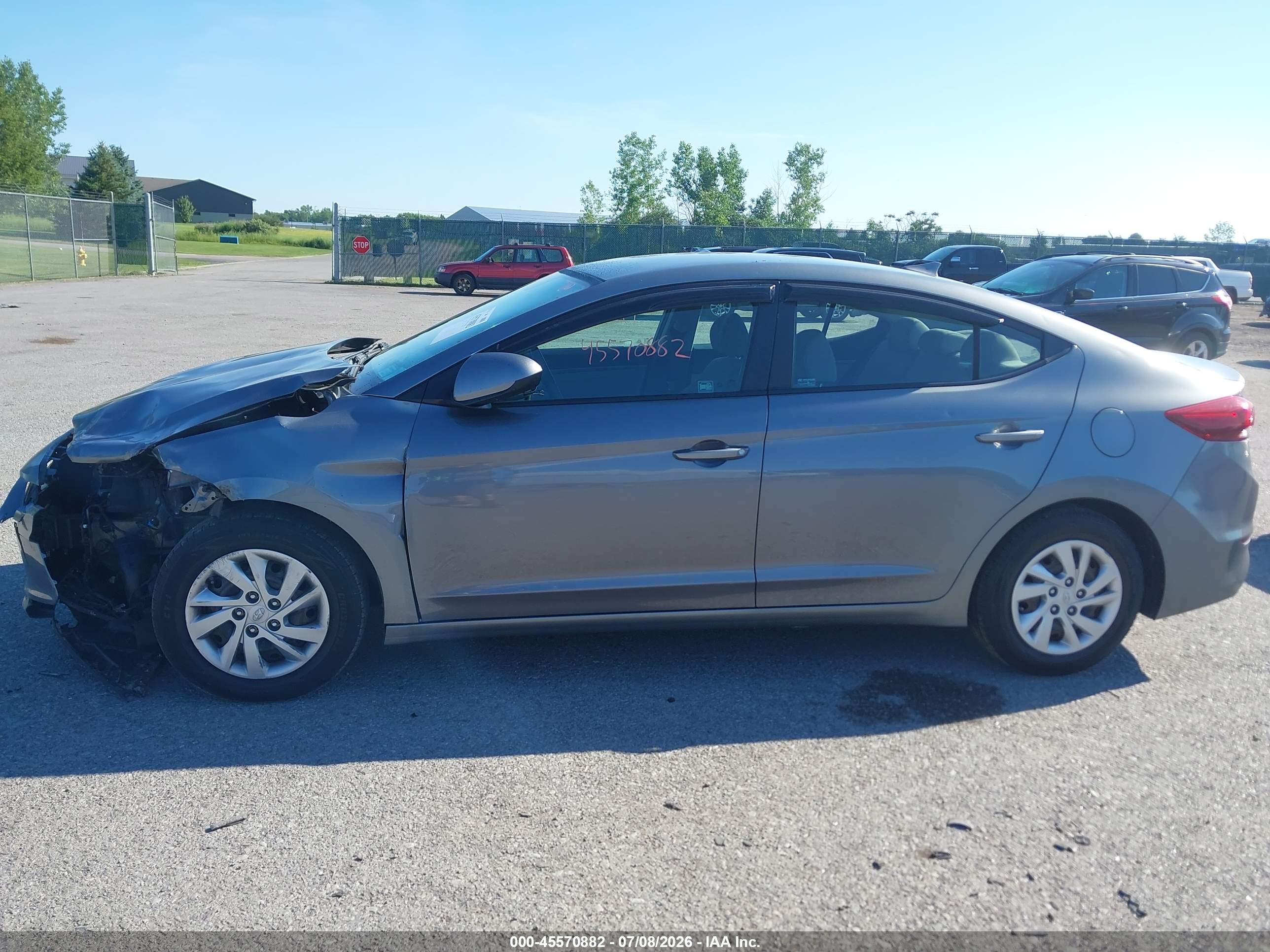 2017 HYUNDAI ELANTRA SE Base