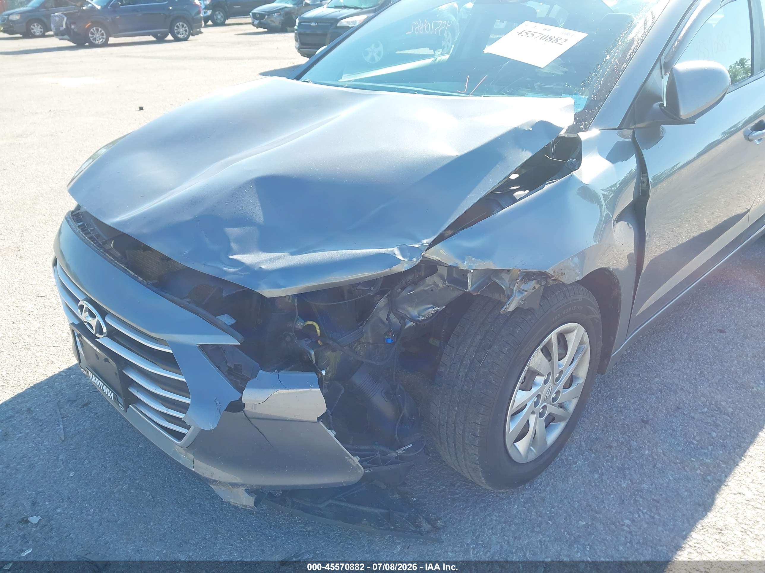 2017 HYUNDAI ELANTRA SE Base