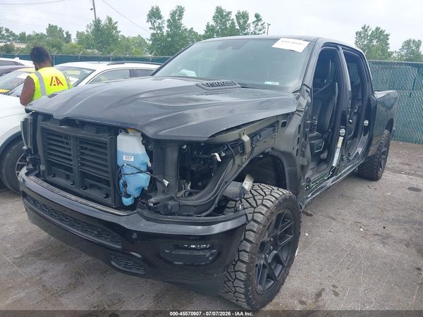 2024 RAM 1500 LARAMIE  4X4 6'4 BOX