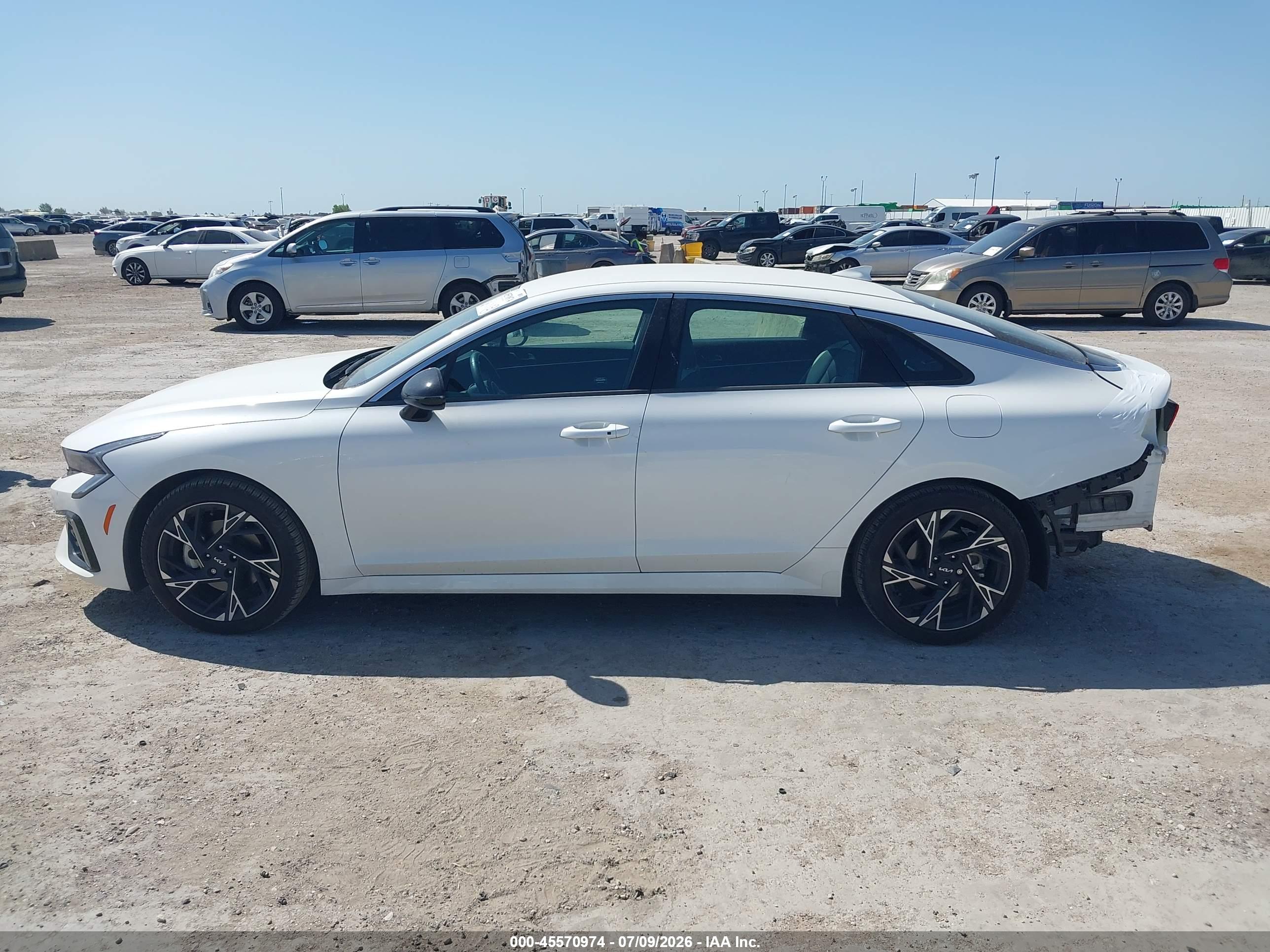 2025 KIA K5 GT-LINE