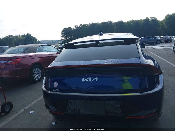2022 KIA EV6 WIND