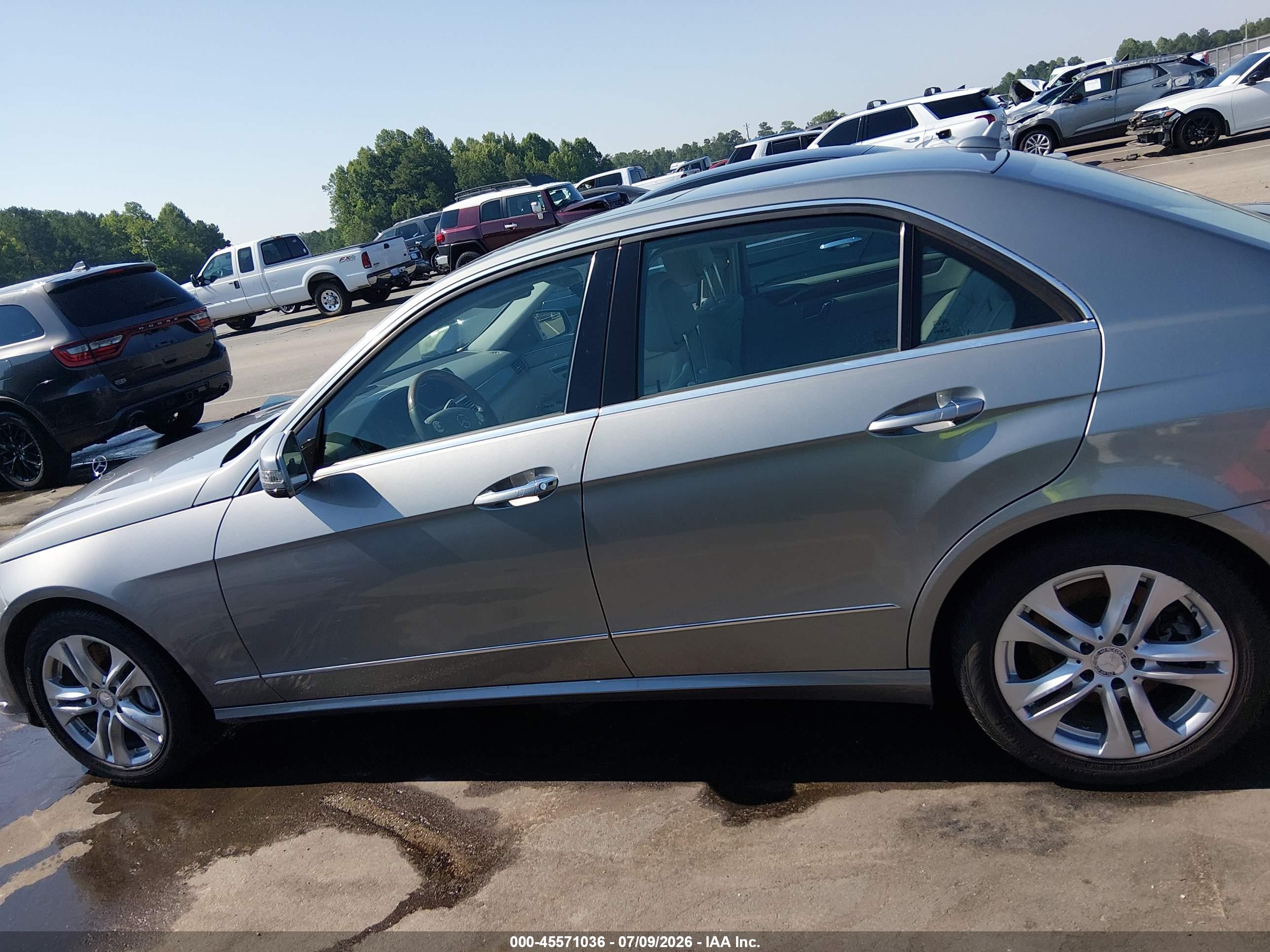 2011 MERCEDES-BENZ E 550 E550