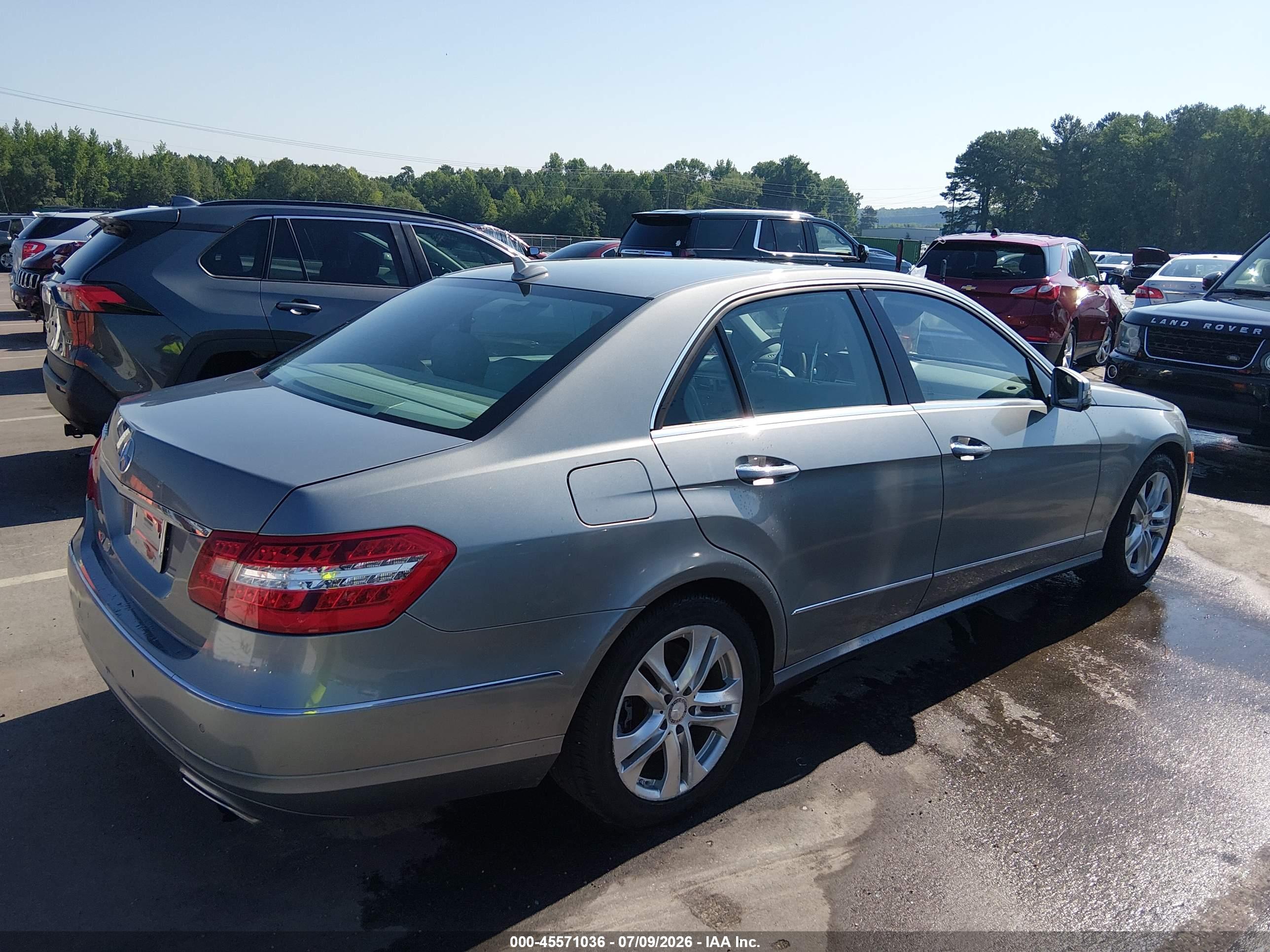2011 MERCEDES-BENZ E 550 E550
