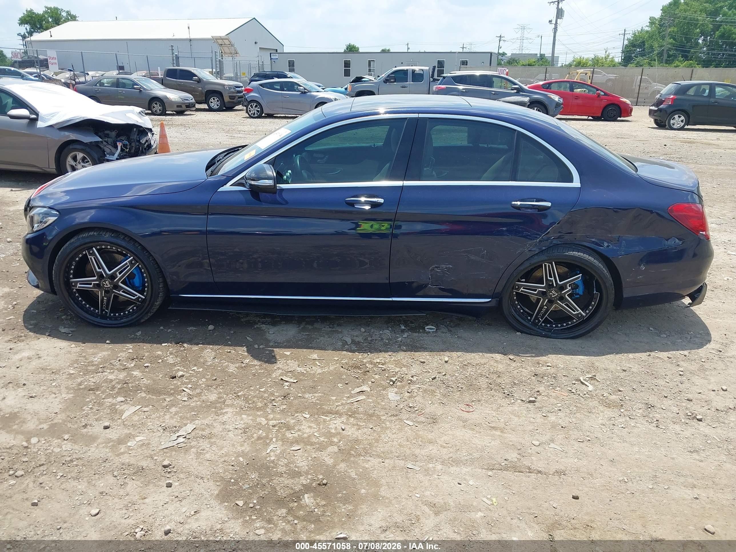 2015 MERCEDES-BENZ C 300 4MATIC