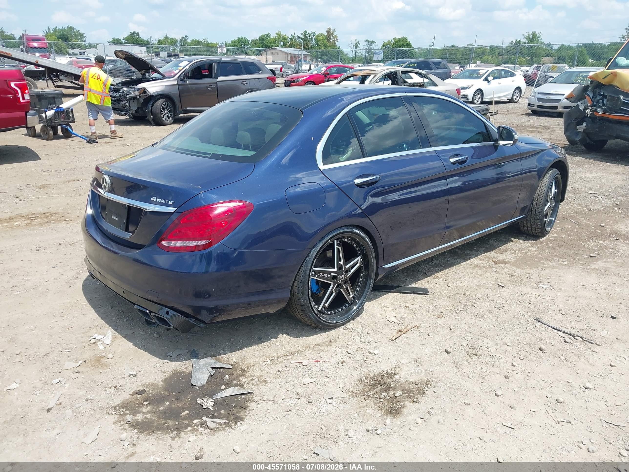 2015 MERCEDES-BENZ C 300 4MATIC