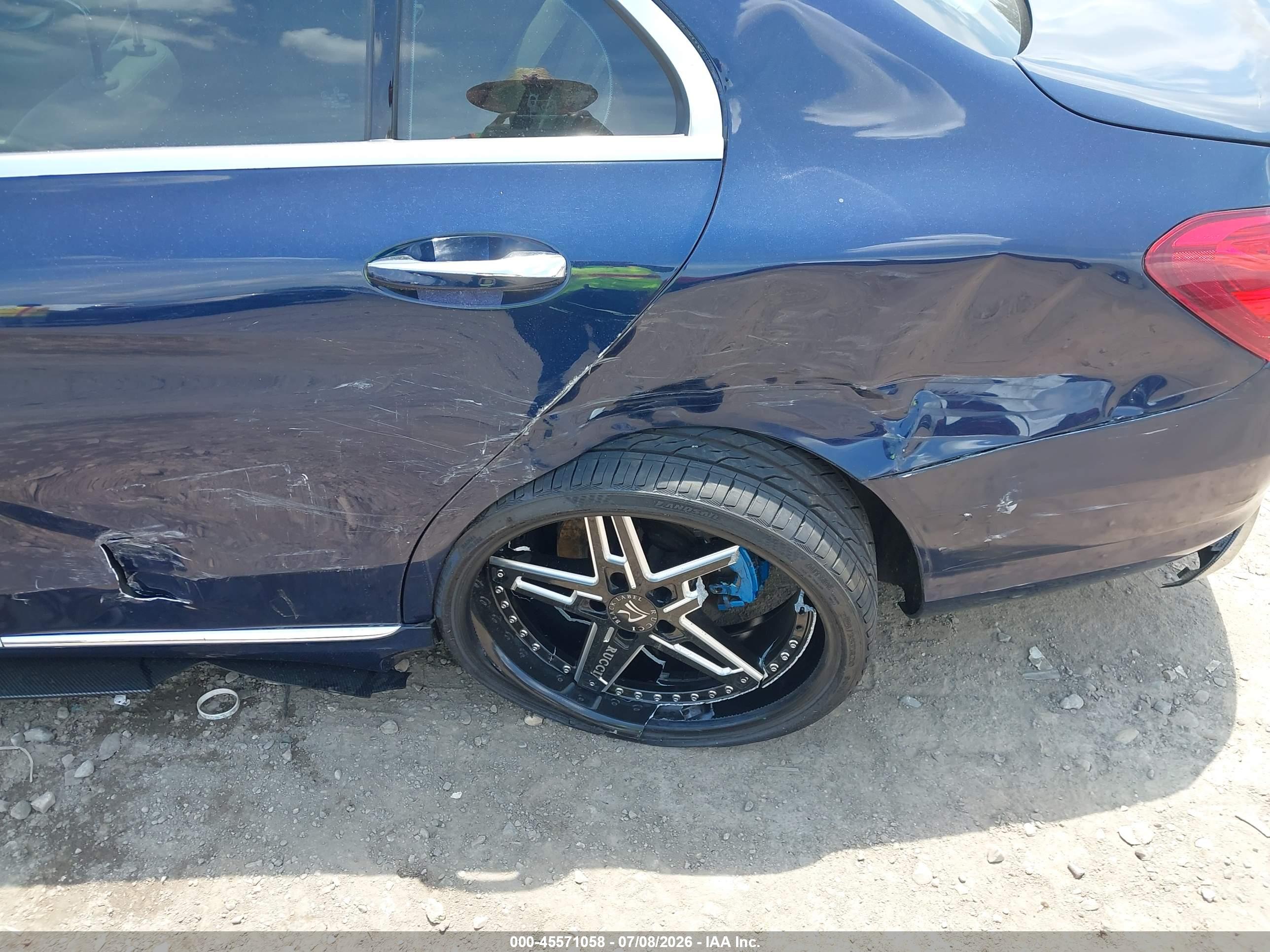 2015 MERCEDES-BENZ C 300 4MATIC