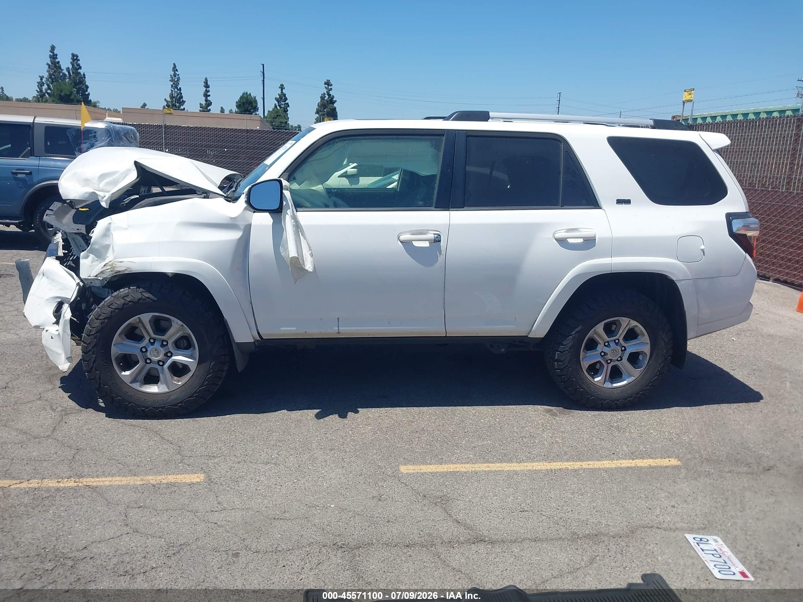 2019 TOYOTA 4RUNNER SR5 PREMIUM