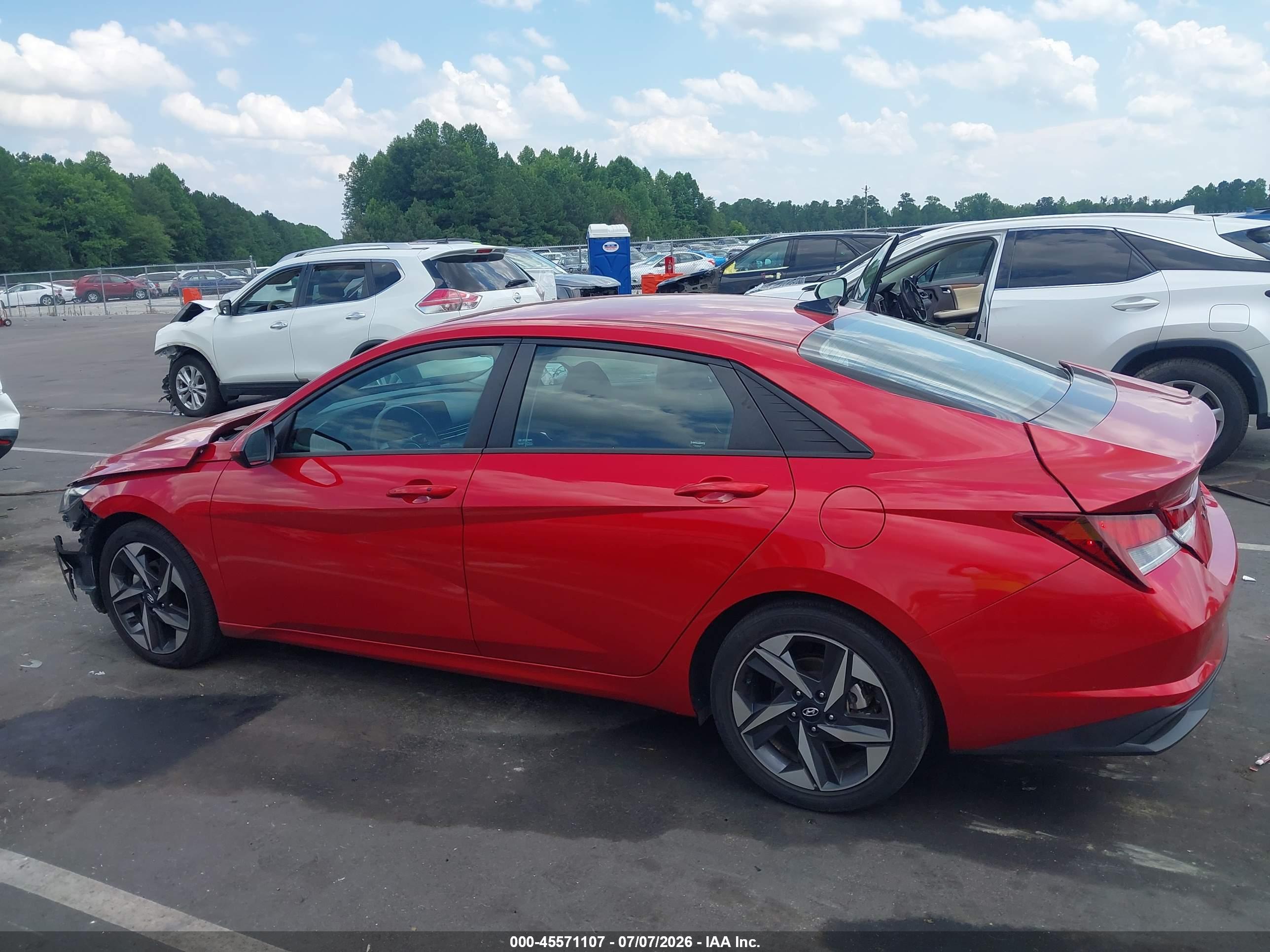 2023 HYUNDAI ELANTRA SEL