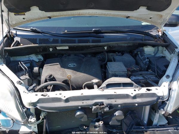 2017 TOYOTA SIENNA L 7 PASSENGER