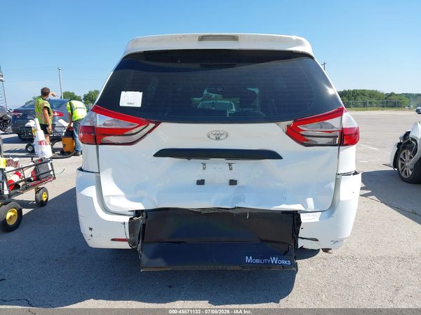 2017 TOYOTA SIENNA L 7 PASSENGER
