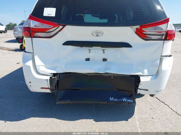 2017 TOYOTA SIENNA L 7 PASSENGER