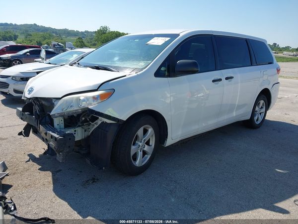 2017 TOYOTA SIENNA L 7 PASSENGER