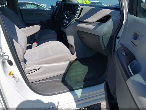 2017 TOYOTA SIENNA L 7 PASSENGER