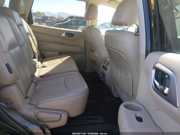 2019 NISSAN PATHFINDER SL