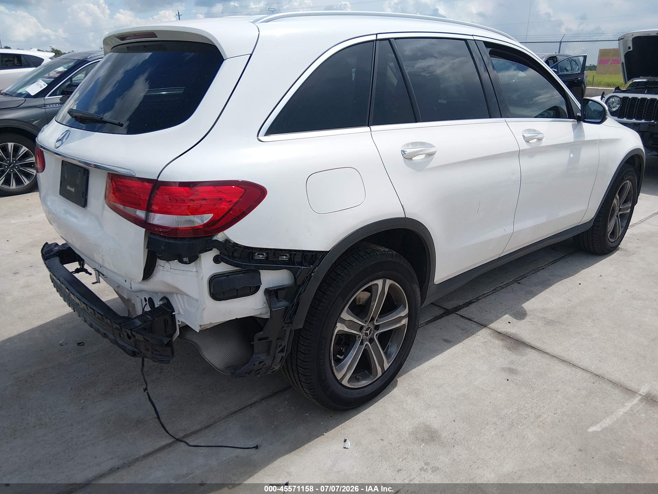 2019 MERCEDES-BENZ GLC 300 GLC300