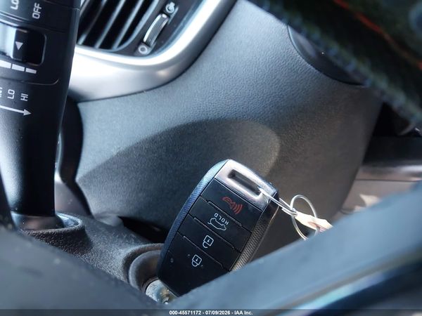 2019 KIA SORENTO 2.4L LX