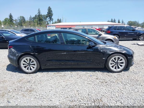 2022 TESLA MODEL 3