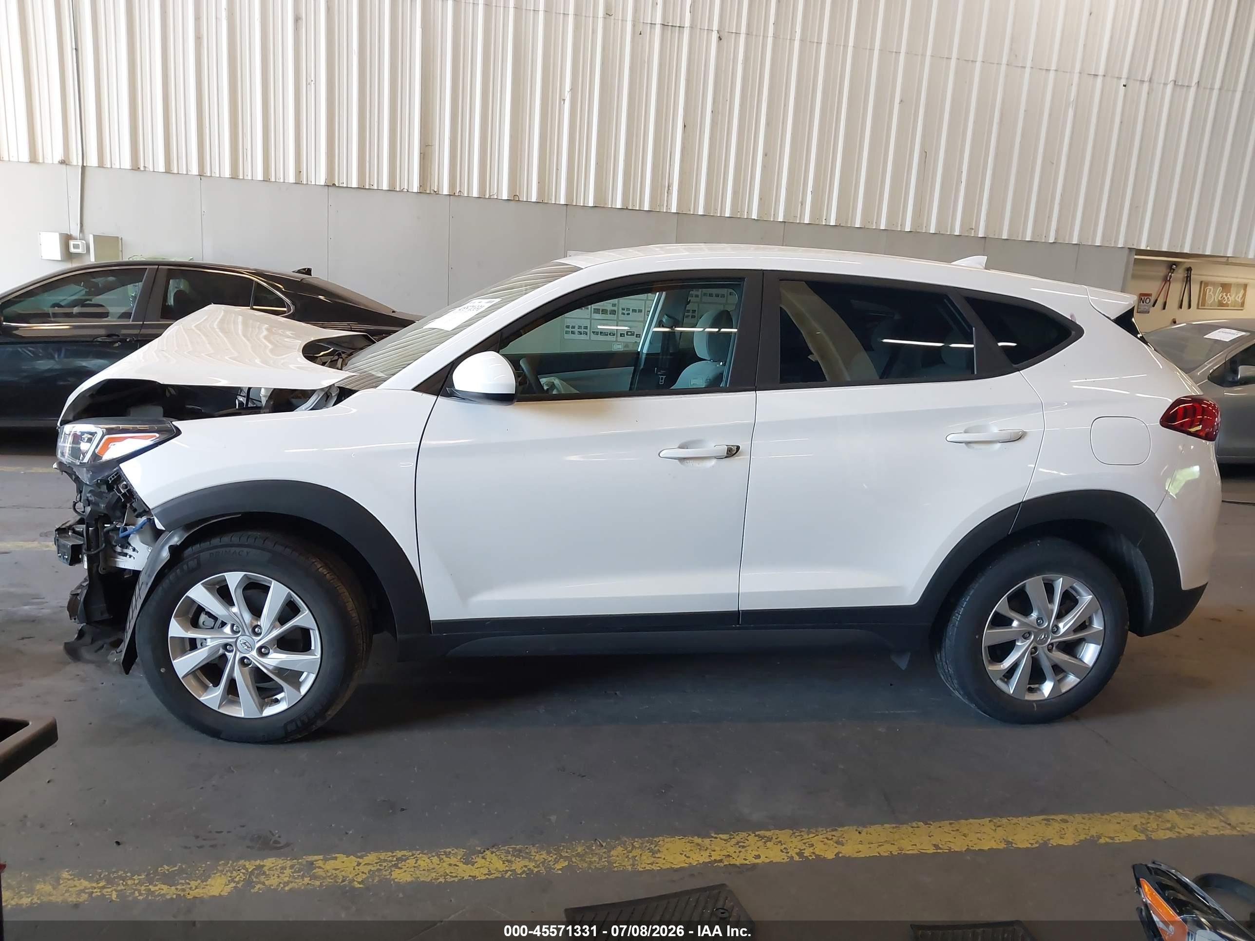 2019 HYUNDAI TUCSON SE