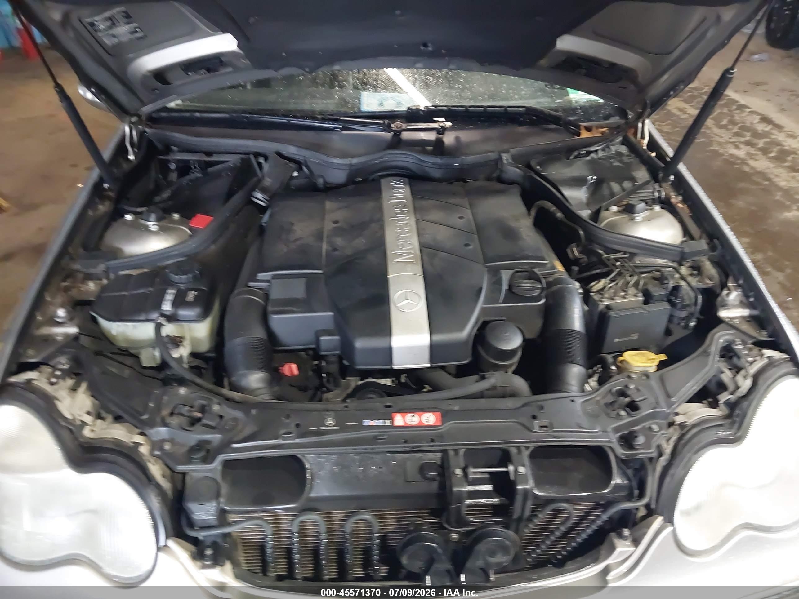 2004 MERCEDES-BENZ C 240 C240 4-Matic