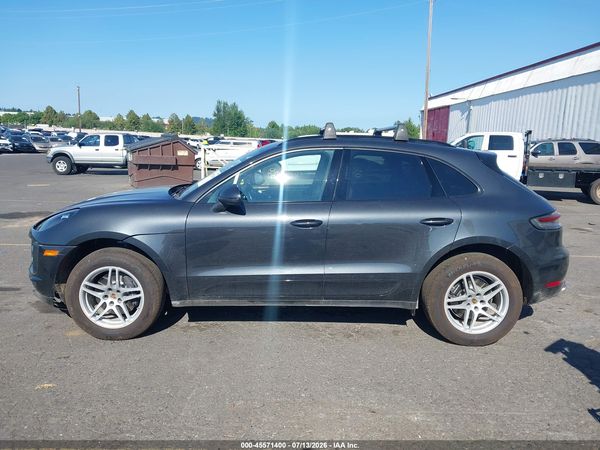 2019 PORSCHE MACAN