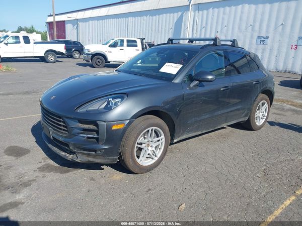 2019 PORSCHE MACAN
