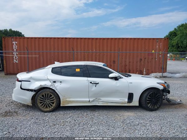 2018 KIA STINGER