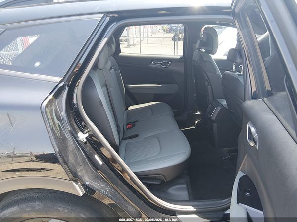 2024 KIA SPORTAGE X-LINE