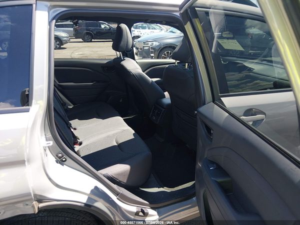 2025 SUBARU FORESTER PREMIUM — I8