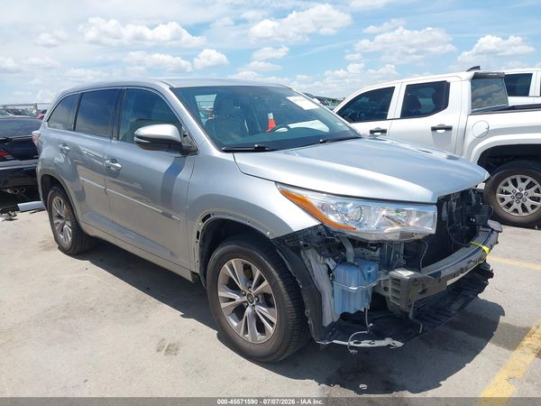 2016 TOYOTA HIGHLANDER LE PLUS V6