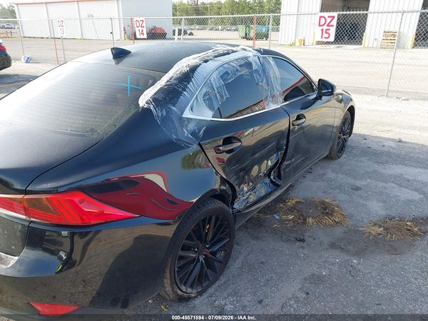 2017 LEXUS IS 200T