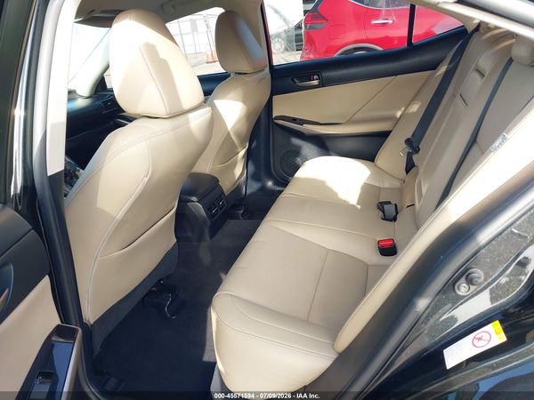 2017 LEXUS IS 200T