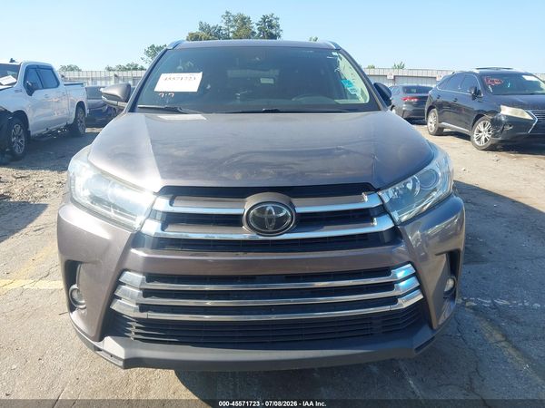 2019 TOYOTA HIGHLANDER LIMITED
