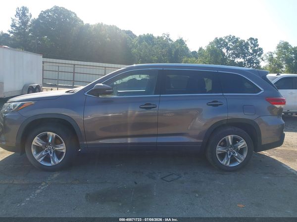2019 TOYOTA HIGHLANDER LIMITED