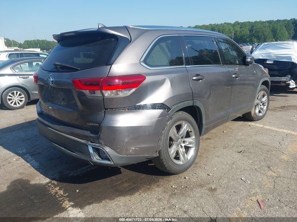 2019 TOYOTA HIGHLANDER LIMITED