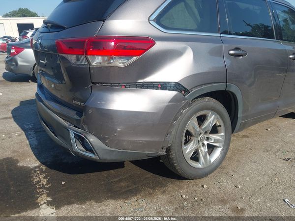 2019 TOYOTA HIGHLANDER LIMITED