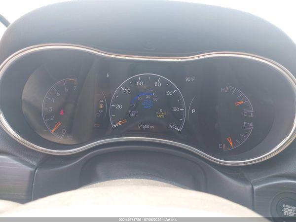 2019 JEEP GRAND CHEROKEE LAREDO E 4X4