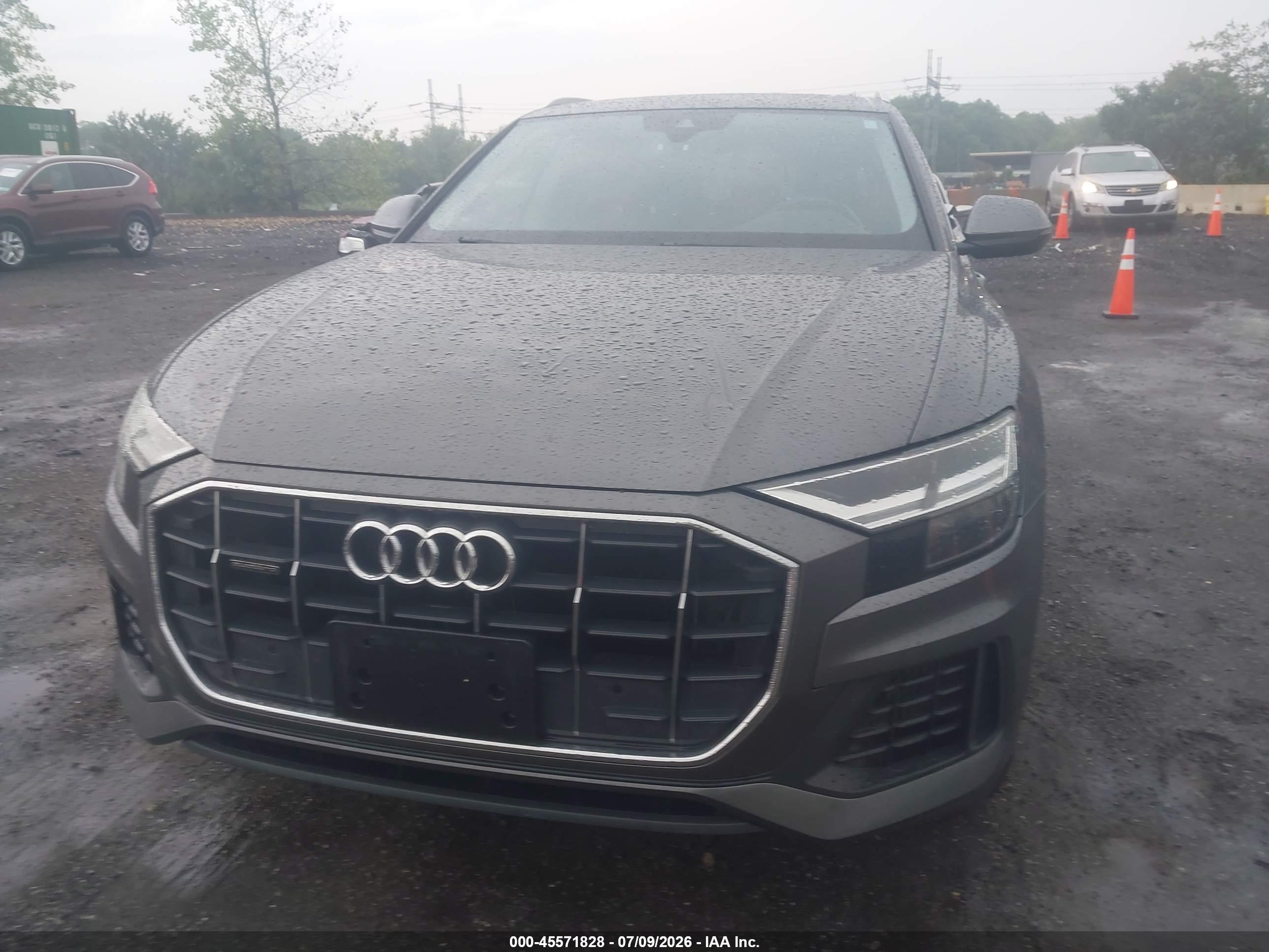 2021 AUDI Q8