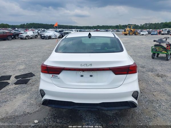 2024 KIA FORTE LXS