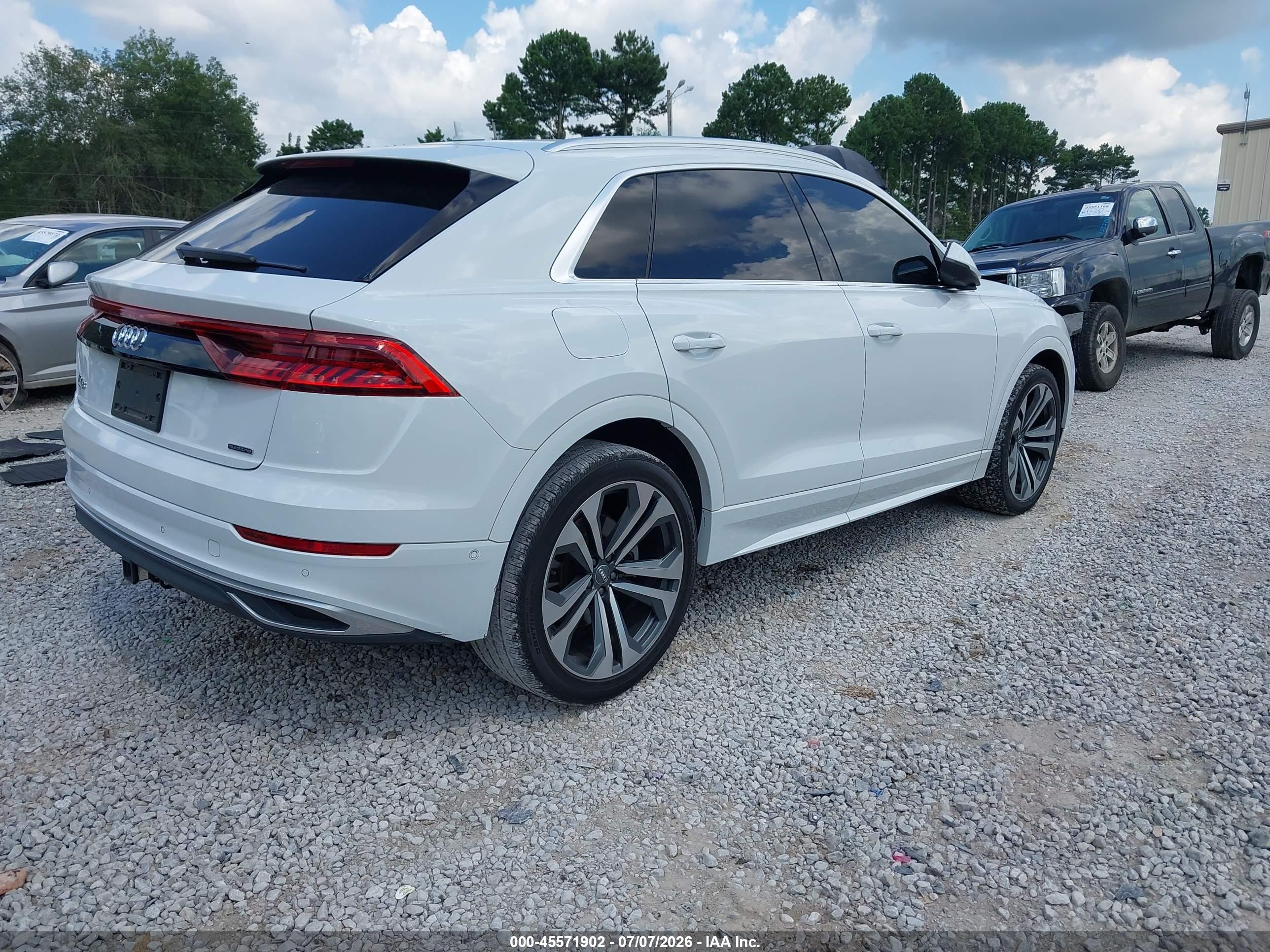 2019 AUDI Q8 55 PREMIUM