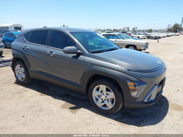2025 HYUNDAI KONA SE